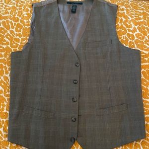 Perry Ellis MENS vest. Grey. Size XL.